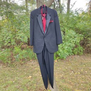 Fellini Mens Black Wool Tuxedo 48L 46R Pant Wedding Prom Father of Groom Suit